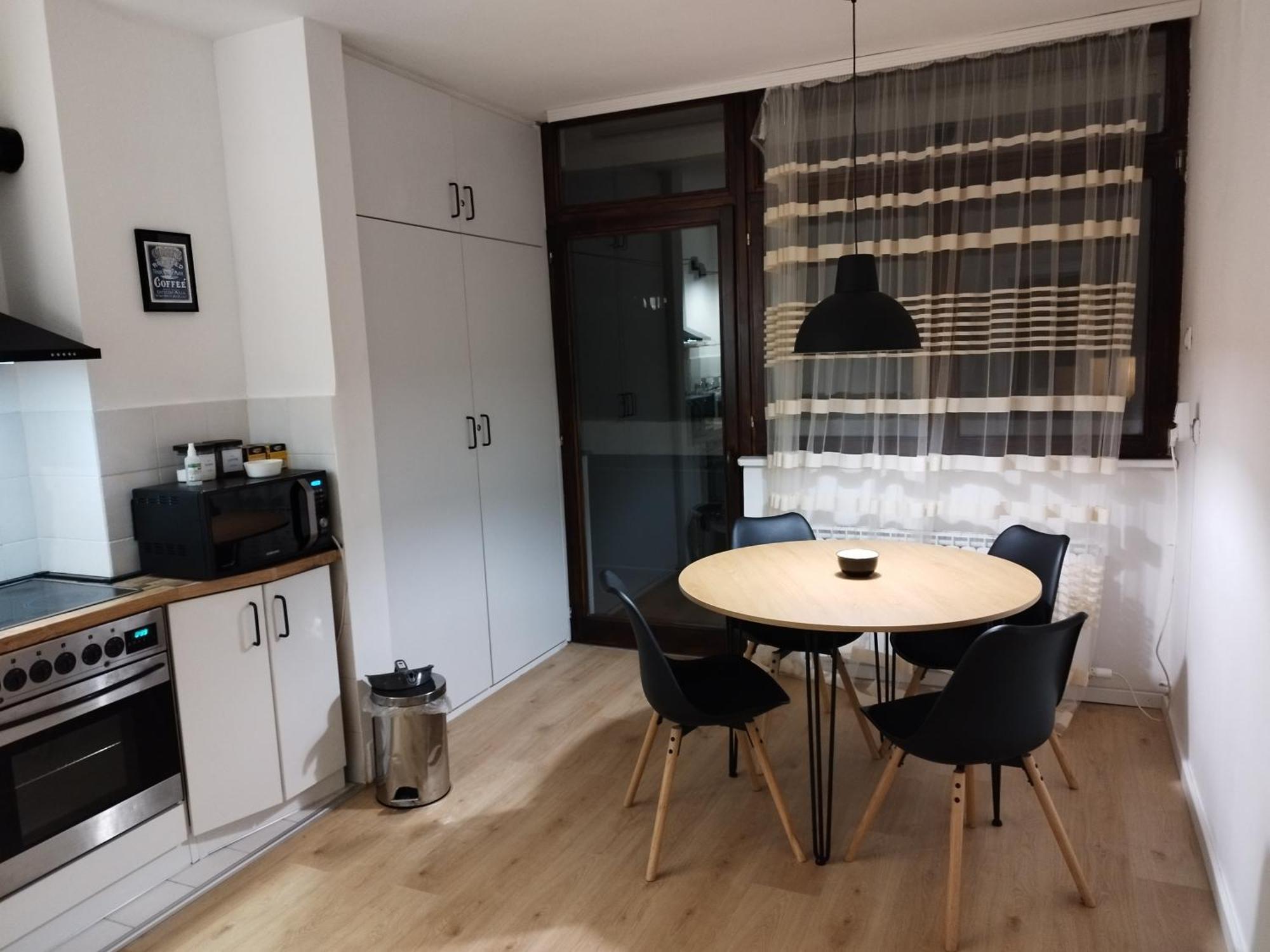 Home Apartment Ni 외부 사진