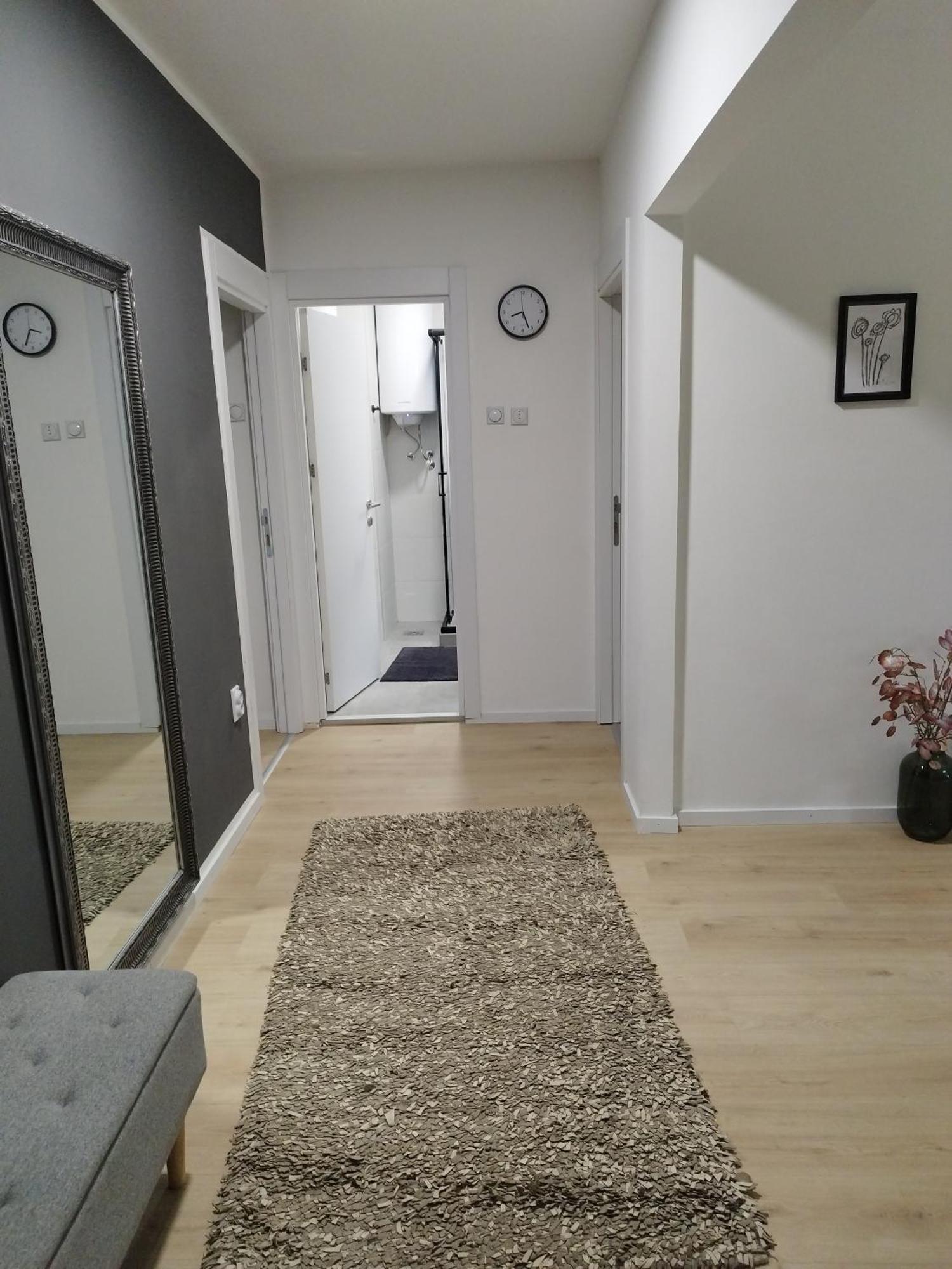 Home Apartment Ni 외부 사진